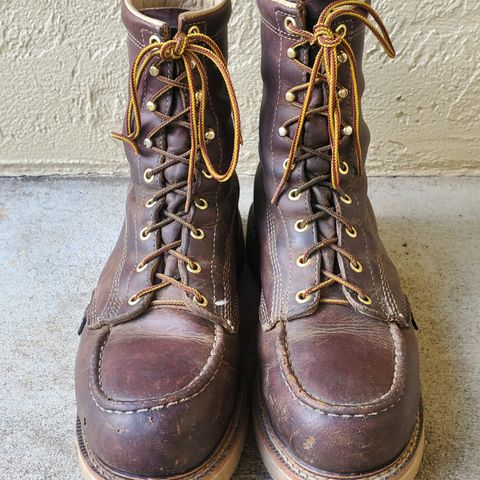 View photo of Thorogood American Heritage 8" Moc Toe in Seidel Trail Crazy Horse