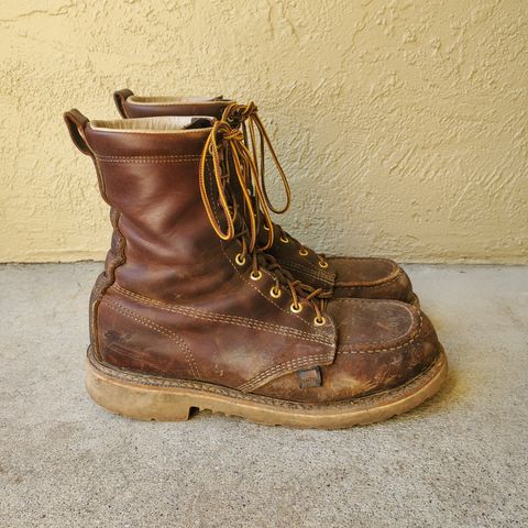 View photo of Thorogood American Heritage 8" Moc Toe in Seidel Trail Crazy Horse