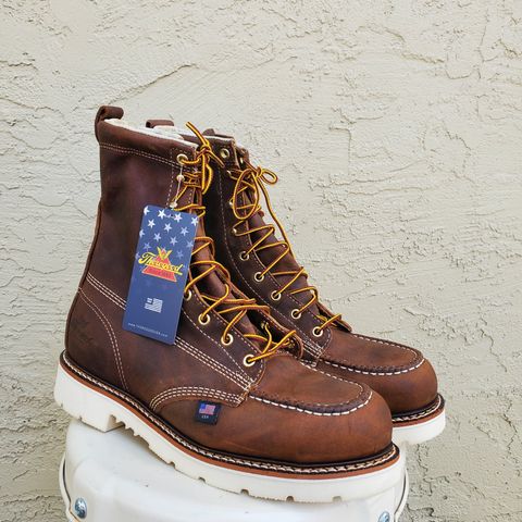 Thorogood American Heritage 8" Moc Toe in Seidel Trail Crazy Horse