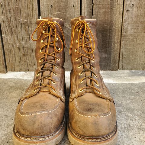 Thorogood American Heritage 8" Moc Toe in Seidel Trail Crazy Horse