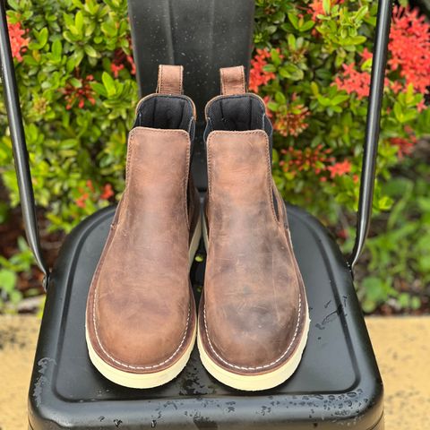 Danner Bull Run Chelsea in Brown Full Grain