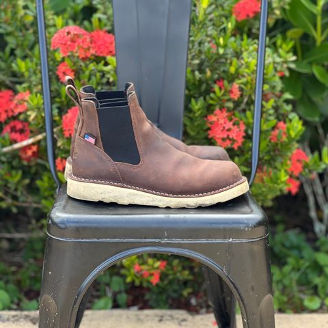 Danner Bull Run Chelsea in Brown Full Grain
