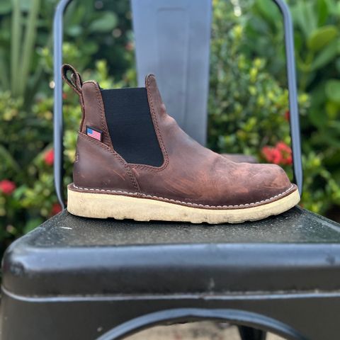 Danner Bull Run Chelsea in Brown Full Grain