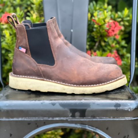 Danner Bull Run Chelsea in Brown Full Grain