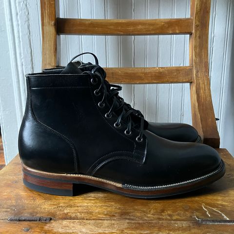 Viberg Service Boot in Horween Black Chromexcel