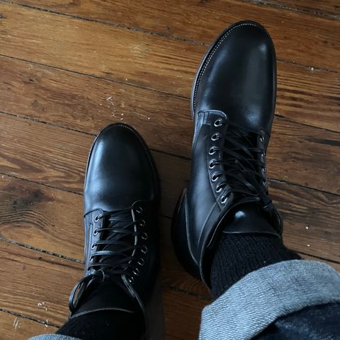 Viberg Service Boot in Horween Black Chromexcel