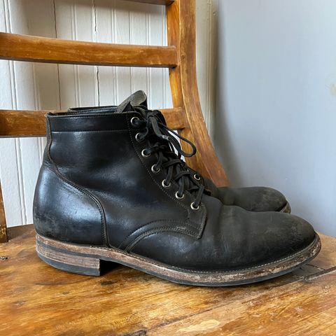 Viberg Service Boot in Horween Black Chromexcel