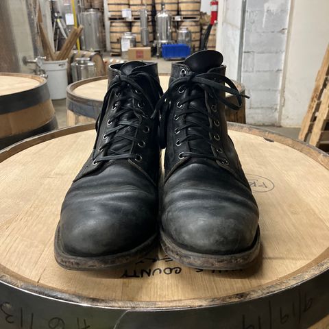 Viberg Service Boot in Horween Black Chromexcel