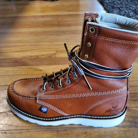 View photo of Thorogood 8" Moc Toe in Unknown Material