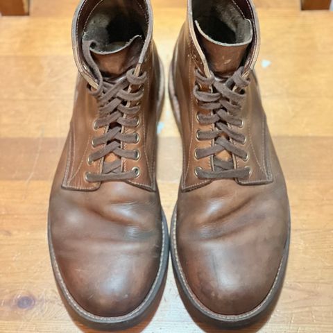 Oak Street Bootmakers Trench Boot in Horween Natural Chromexcel