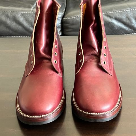 Caswell Garrett in Gallun Burgundy Viking Calf