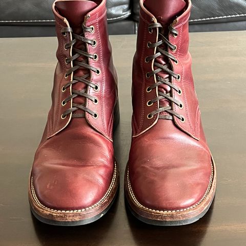 Caswell Garrett in Gallun Burgundy Viking Calf