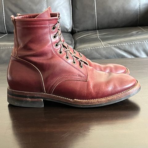 Caswell Garrett in Gallun Burgundy Viking Calf