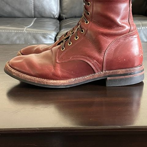 Caswell Garrett in Gallun Burgundy Viking Calf