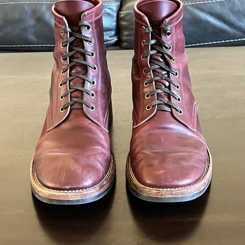 Caswell Garrett in Gallun Burgundy Viking Calf