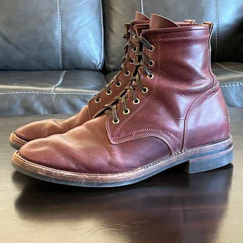Caswell Garrett in Gallun Burgundy Viking Calf