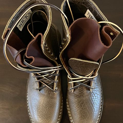 Nicks Lace Up Heritage in Law Tanning Olive Smooth Shruken Bison