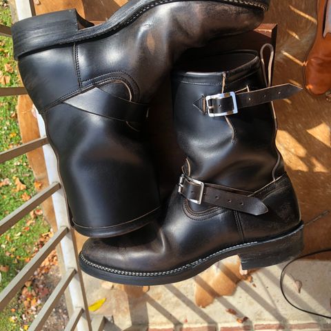 Viberg Engineer in Maryam Black Horsebutt