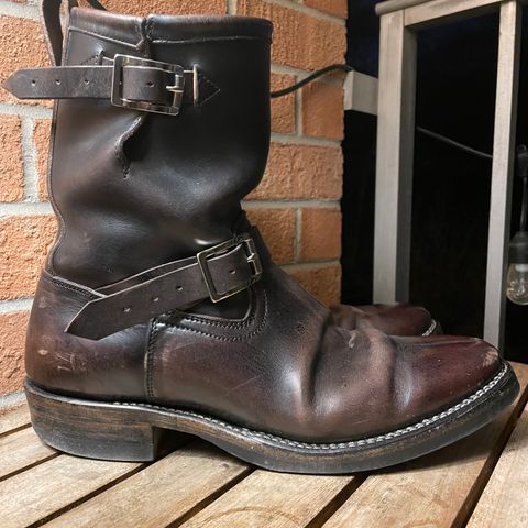 Viberg Engineer in Maryam Black Horsebutt