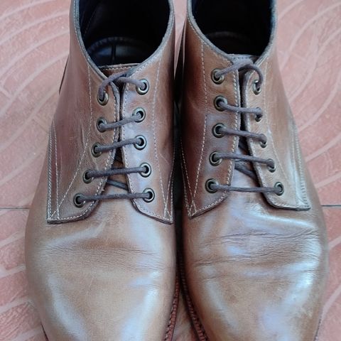 BLKBRD Walburg 5-Eyelet Chukka Boot in Horween Natural Chromexcel