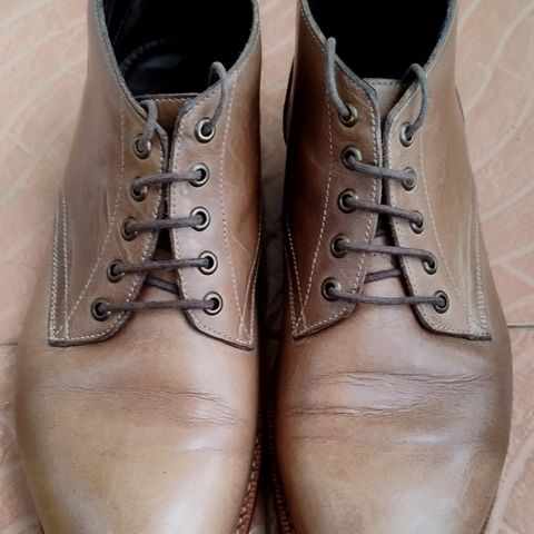 BLKBRD Walburg 5-Eyelet Chukka Boot in Horween Natural Chromexcel