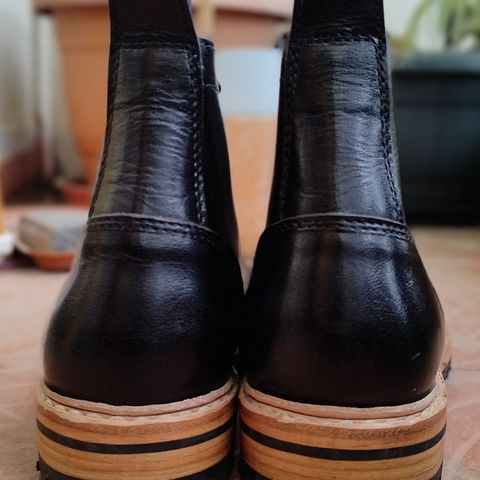 Craft & Glory Monkey Explorer Boots in Raven Black Buffalo Leathee