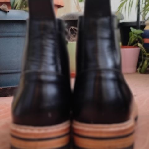 Craft & Glory Monkey Explorer Boots in Raven Black Buffalo Leathee