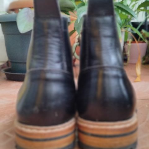 Craft & Glory Monkey Explorer Boots in Raven Black Buffalo Leathee