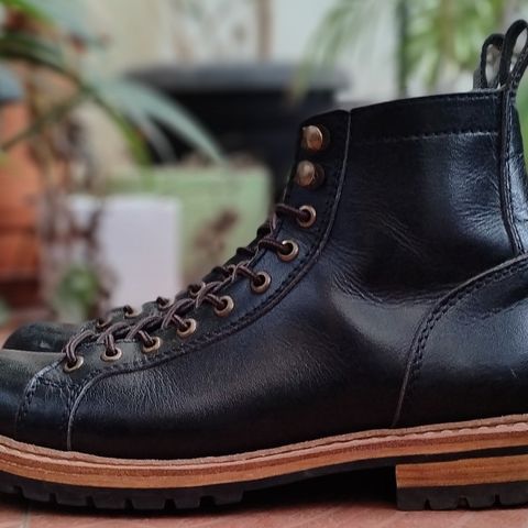 Craft & Glory Monkey Explorer Boots in Raven Black Buffalo Leathee