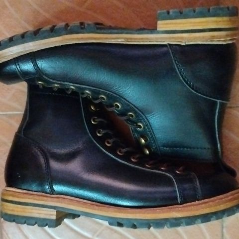 Craft & Glory Monkey Explorer Boots in Raven Black Buffalo Leathee