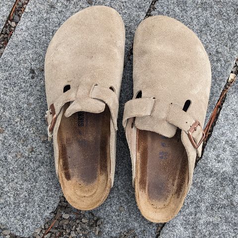 View photo of Birkenstock Boston in Taupe Suede