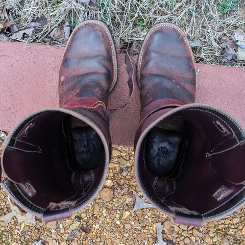 View photo of Unsung U 22-2 Engineer Boot in Horween Burgundy Workshoe Butt Roughout