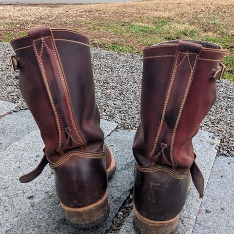 View photo of Unsung U 22-2 Engineer Boot in Horween Burgundy Workshoe Butt Roughout