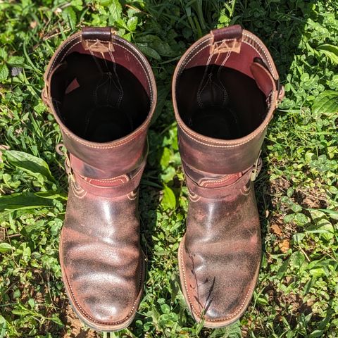 View photo of Unsung U 22-2 Engineer Boot in Horween Burgundy Workshoe Butt Roughout