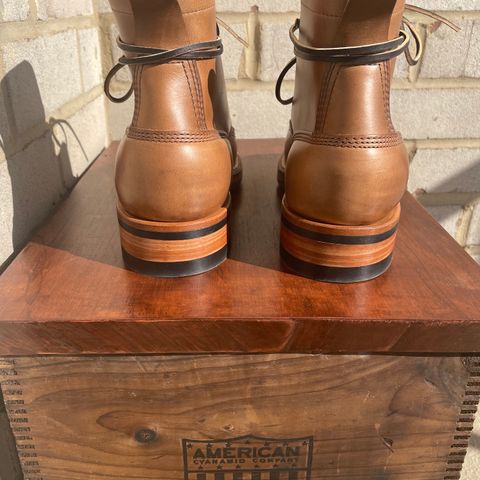 White's 350 Cutter in Horween Natural Chromexcel