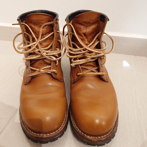 View photo of Red Wing Beckman in S.B. Foot Chestnut Featherstone