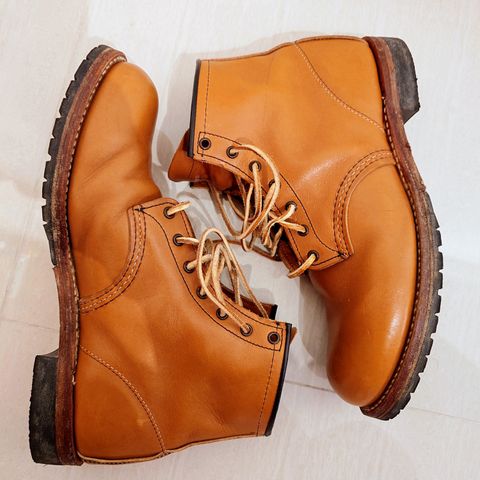 View photo of Red Wing Beckman in S.B. Foot Chestnut Featherstone