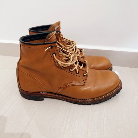 View photo of Red Wing Beckman in S.B. Foot Chestnut Featherstone