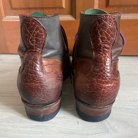 View photo of Mora Son Shoes Viper King in Unknown Leather