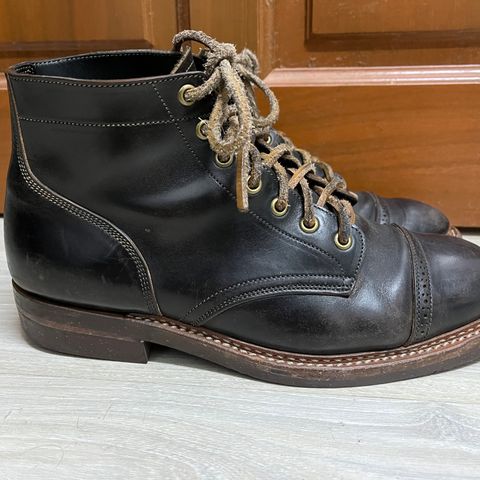 View photo of Onderhoud SVC03 Service Boot in Maryam Toscanello Horsebutt Overdyed Black