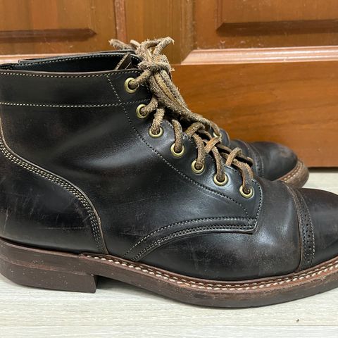 View photo of Onderhoud SVC03 Service Boot in Maryam Toscanello Horsebutt Overdyed Black