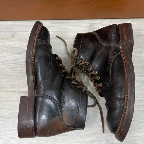 View photo of Onderhoud SVC03 Service Boot in Maryam Toscanello Horsebutt Overdyed Black