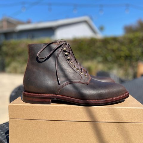 Grant Stone Edward Boot in C.F. Stead Tobacco Waxy Commander Suede