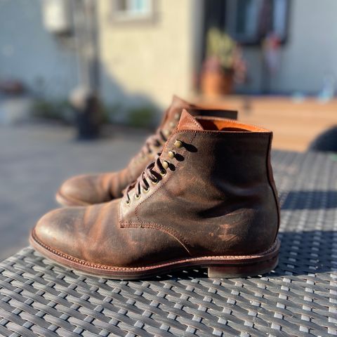Grant Stone Edward Boot in C.F. Stead Tobacco Waxy Commander Suede