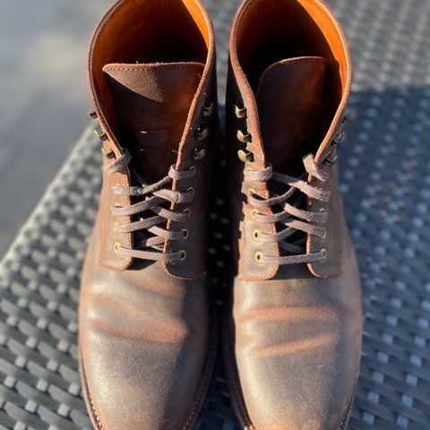 Grant Stone Edward Boot in C.F. Stead Tobacco Waxy Commander Suede