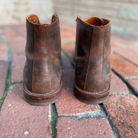 Grant Stone Edward Boot in C.F. Stead Tobacco Waxy Commander Suede