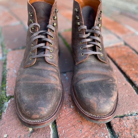 Grant Stone Edward Boot in C.F. Stead Tobacco Waxy Commander Suede