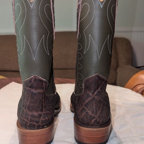 Beck Custom Cowboy Boots in Brown Elephant