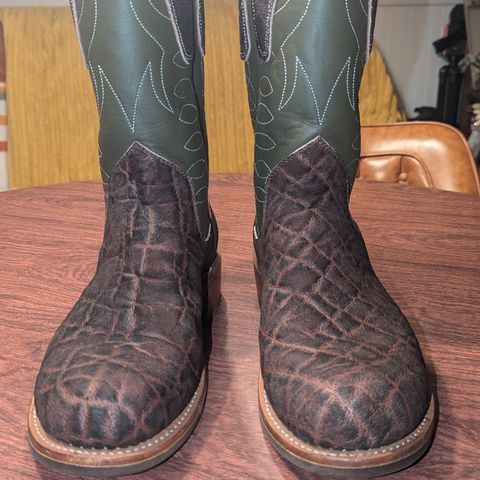 Beck Custom Cowboy Boots in Brown Elephant