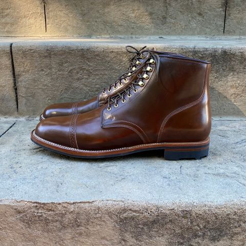 View photo of Viberg Service Boot BCT in Horween Mahogany Shell Cordovan